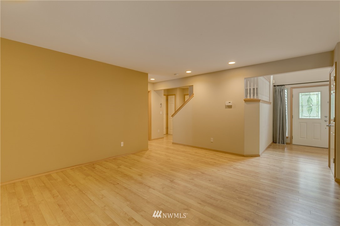 23034 12th Drive Southeast Bothell, WA 98021 - Photo 6 of 32 a view of an empty room