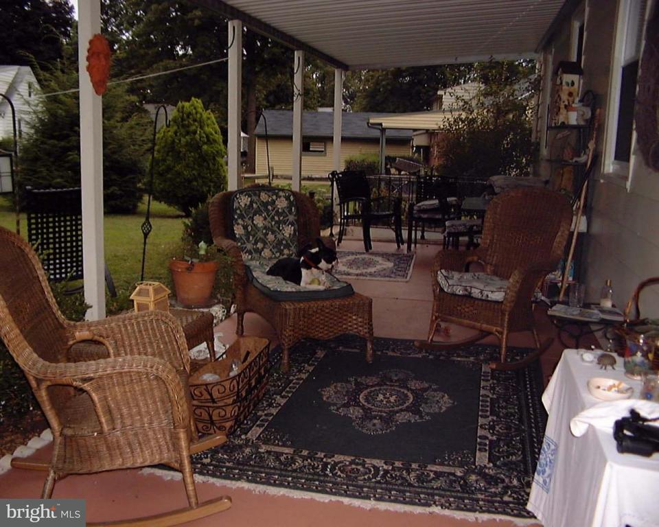 2022 Hemlock Road Lancaster, PA 17603 - Photo 3 of 9 Gallery Image 3