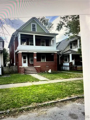 $124,900 | 420 18th Street, Niagara Falls, NY 14303