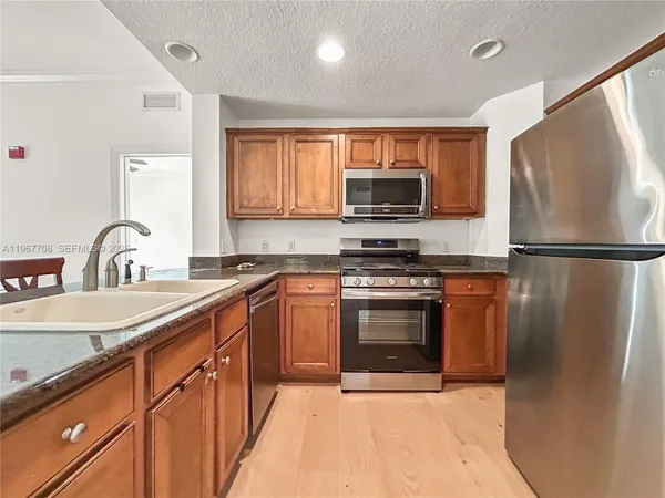 $1,600 | 7615 Heritage Crossing Way, Unit 202, Kissimmee, FL 34747