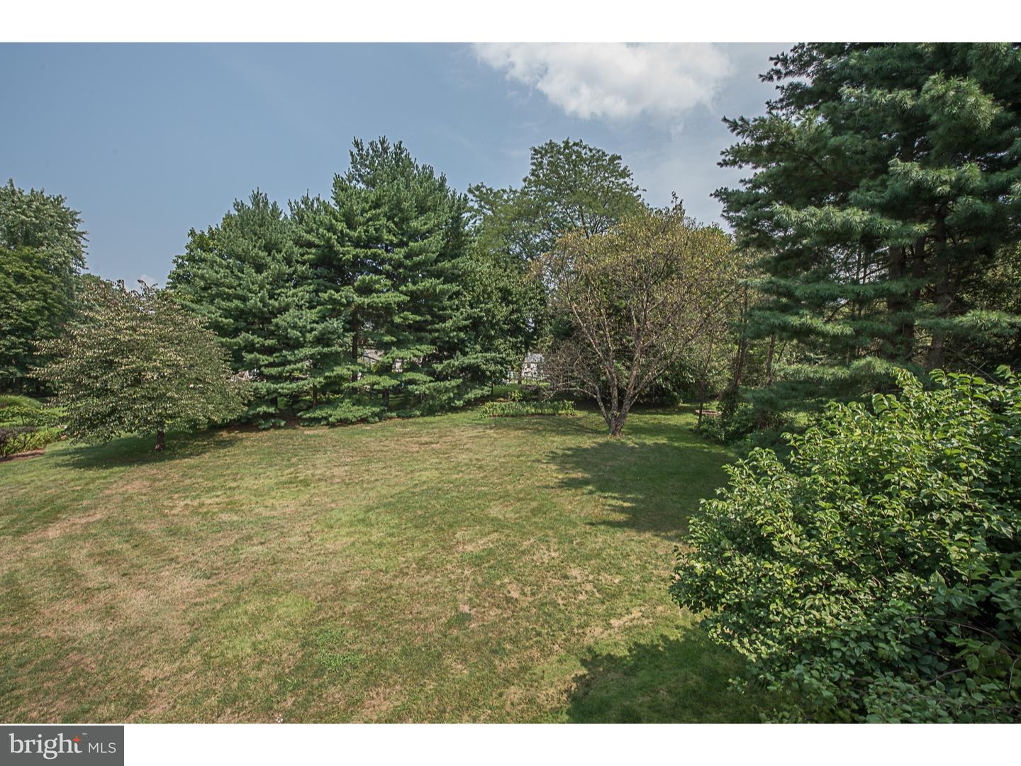 22 Brimfield Road Audubon, PA 19403 - Photo 23 of 25 Back Yard