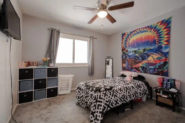 $289,900 | 746 East Devon Avenue, Roselle, IL 60172