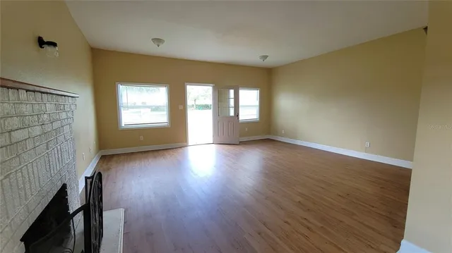 $1,595 | 200 Old Daytona Road, Deland, FL 32724