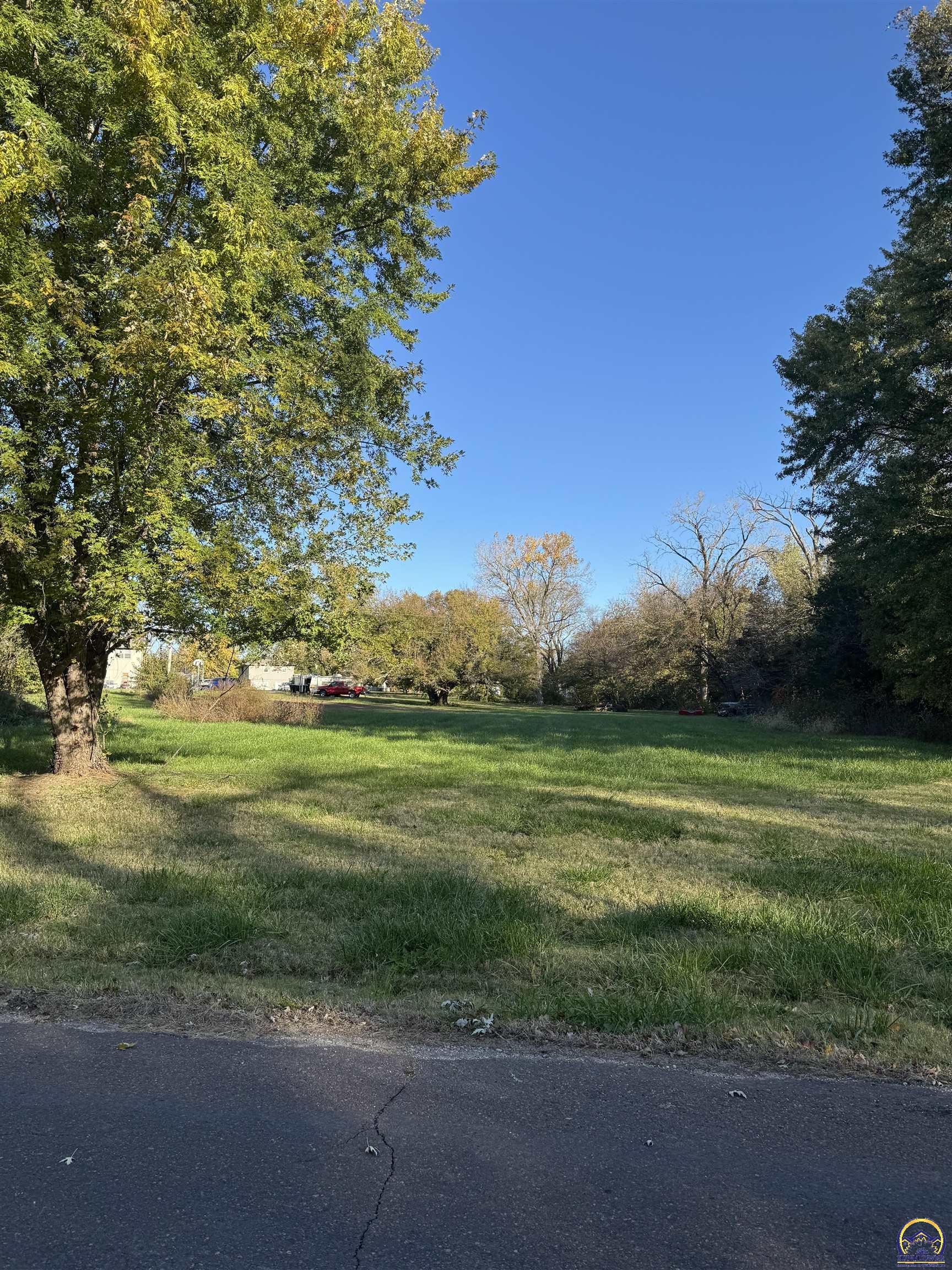 Northeast 58th Street Topeka, KS 66617 - Photo 2 of 4