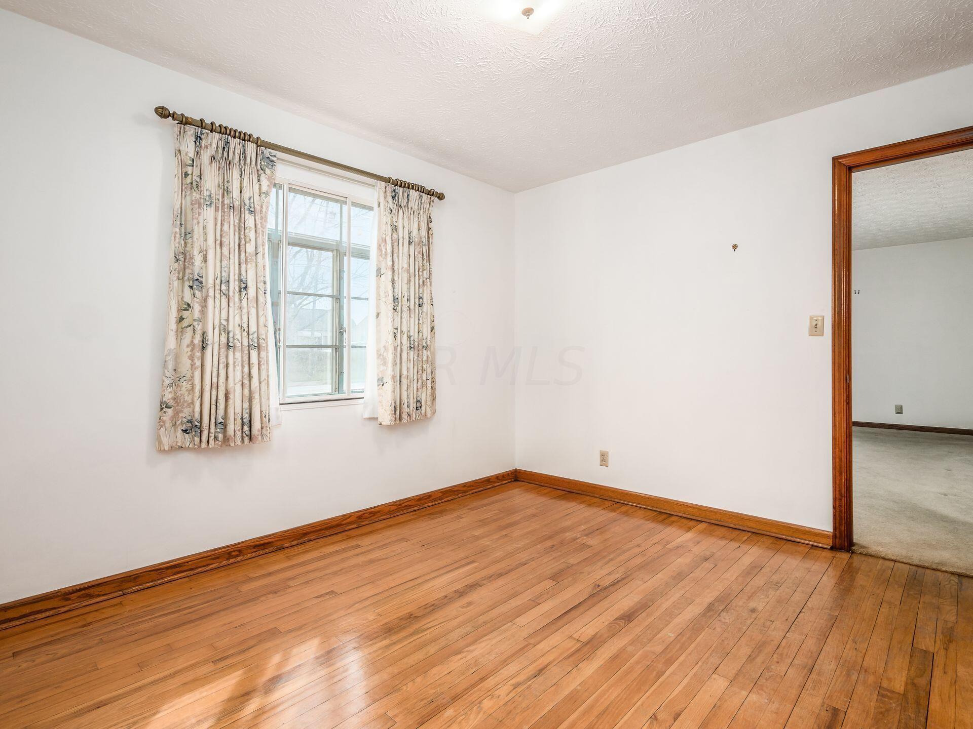 3339 Karl Road Columbus, OH 43224 - Photo 17 of 29 020_4cf752_N 3339 Karl Rd 041