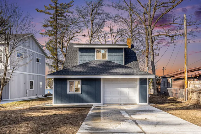 $429,900 | 5557 Front Street, Newaygo, MI 49337