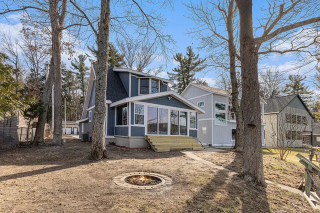 $429,900 | 5557 Front Street, Newaygo, MI 49337