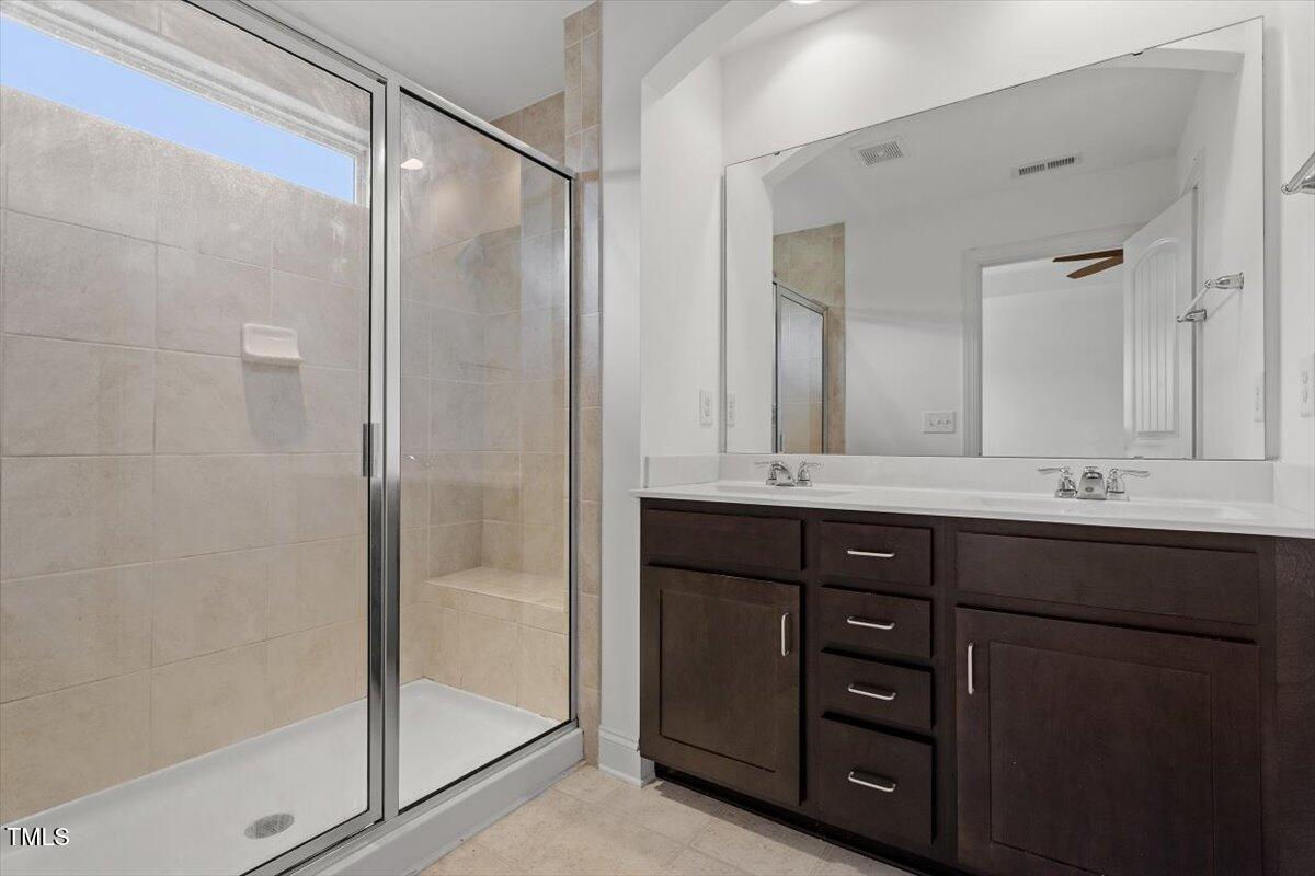 140 Token House Road Durham, NC 27703 - Photo 21 of 31 Primary Private Bathroom