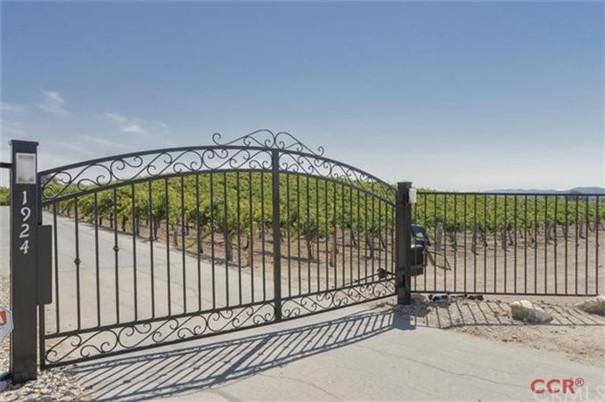 1924 Arbor Road Paso Robles, CA 93446 - Photo 1 of 1 Gallery Image 1