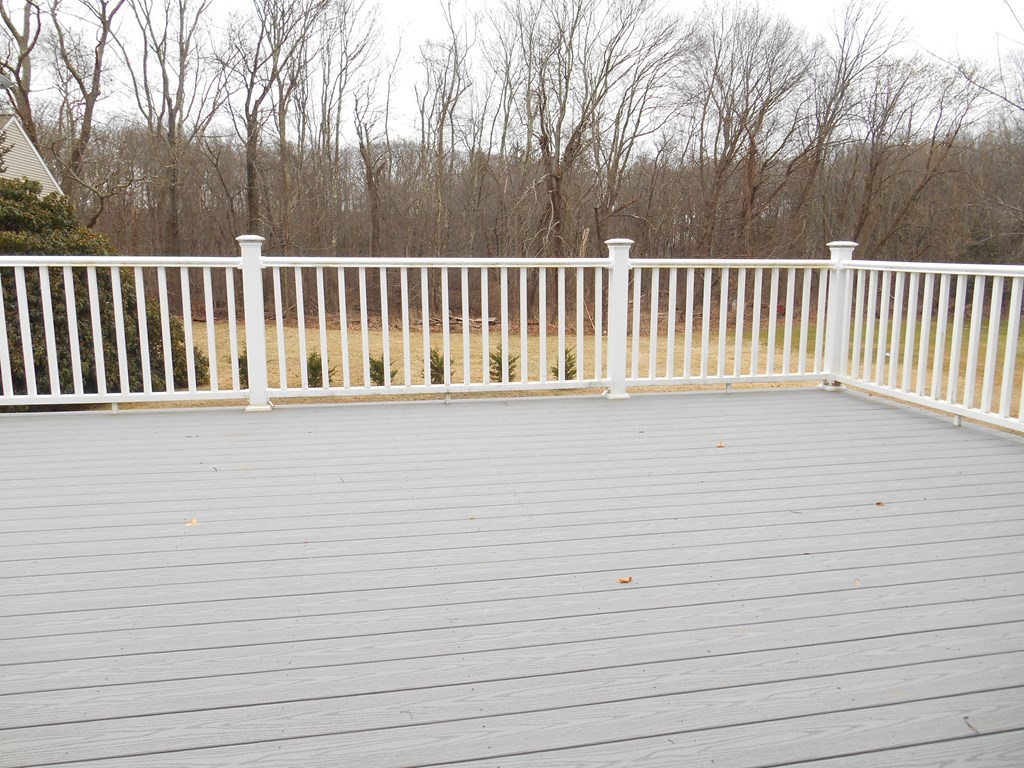 49 Southold Road Worcester, MA 01607 - Photo 12 of 21 Gallery Image 12