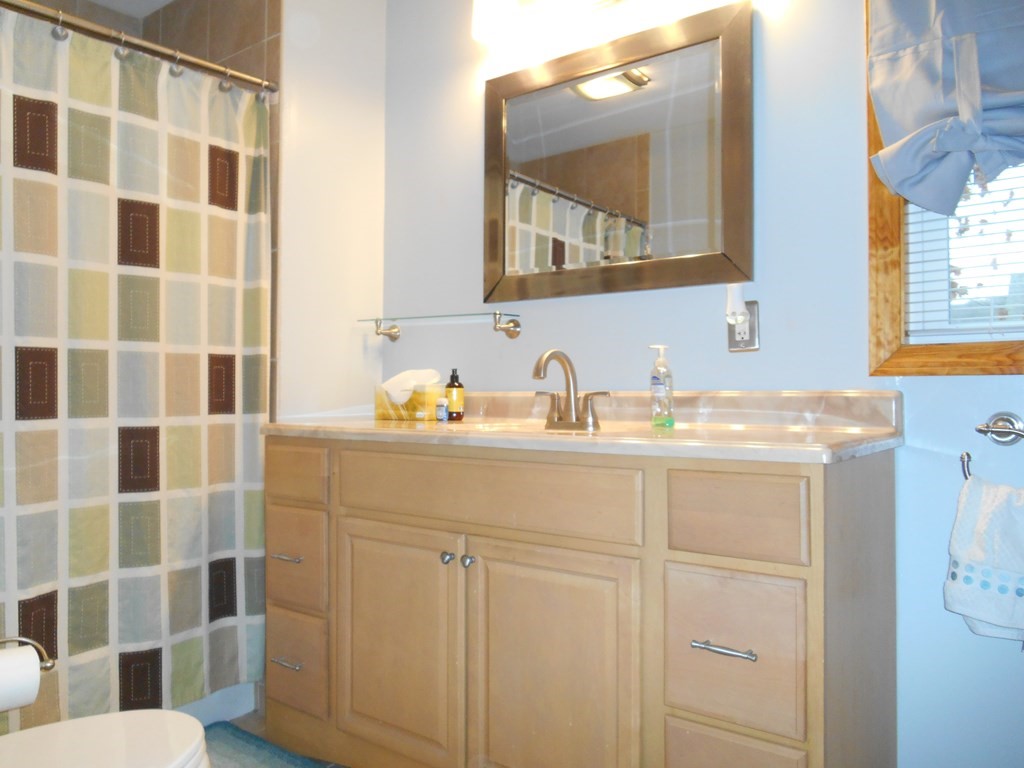 49 Southold Road Worcester, MA 01607 - Photo 15 of 21 Gallery Image 15
