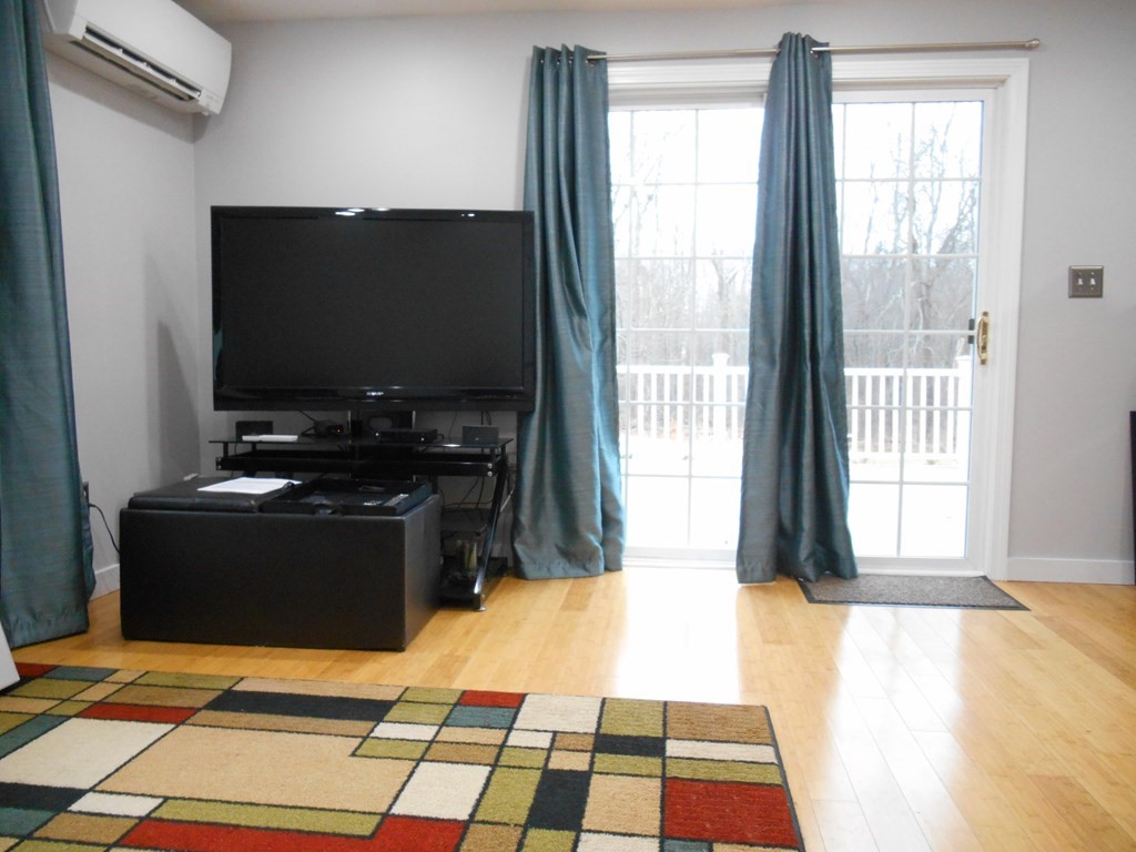 49 Southold Road Worcester, MA 01607 - Photo 10 of 21 Gallery Image 10