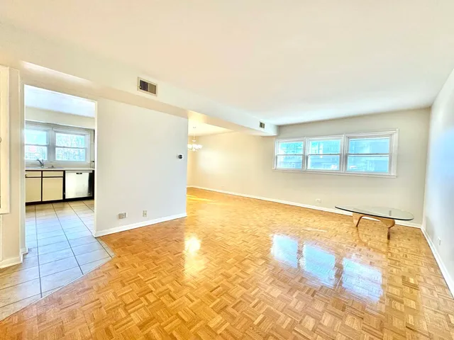 a view of empty room with painted walls