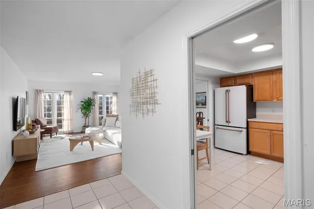 $192,500 | 917 Claytonbrook Drive, Unit 3, Ballwin, MO 63011