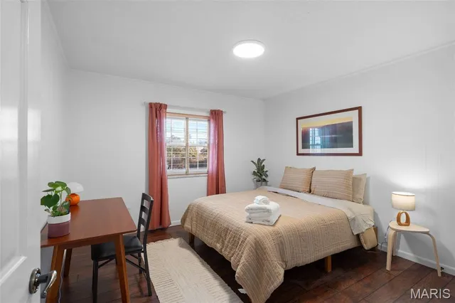 $192,500 | 917 Claytonbrook Drive, Unit 3, Ballwin, MO 63011