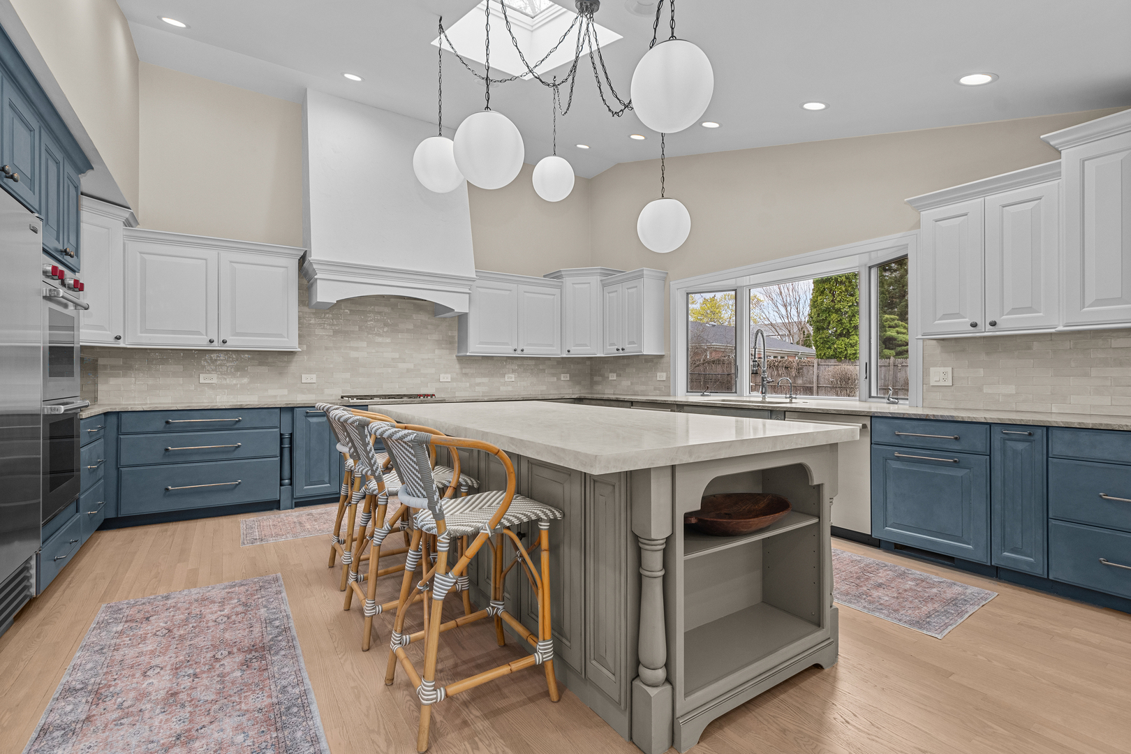 20 Colony Lane Deerfield, IL 60015 - Photo 5 of 33 a kitchen with cabinets appliances and a counter