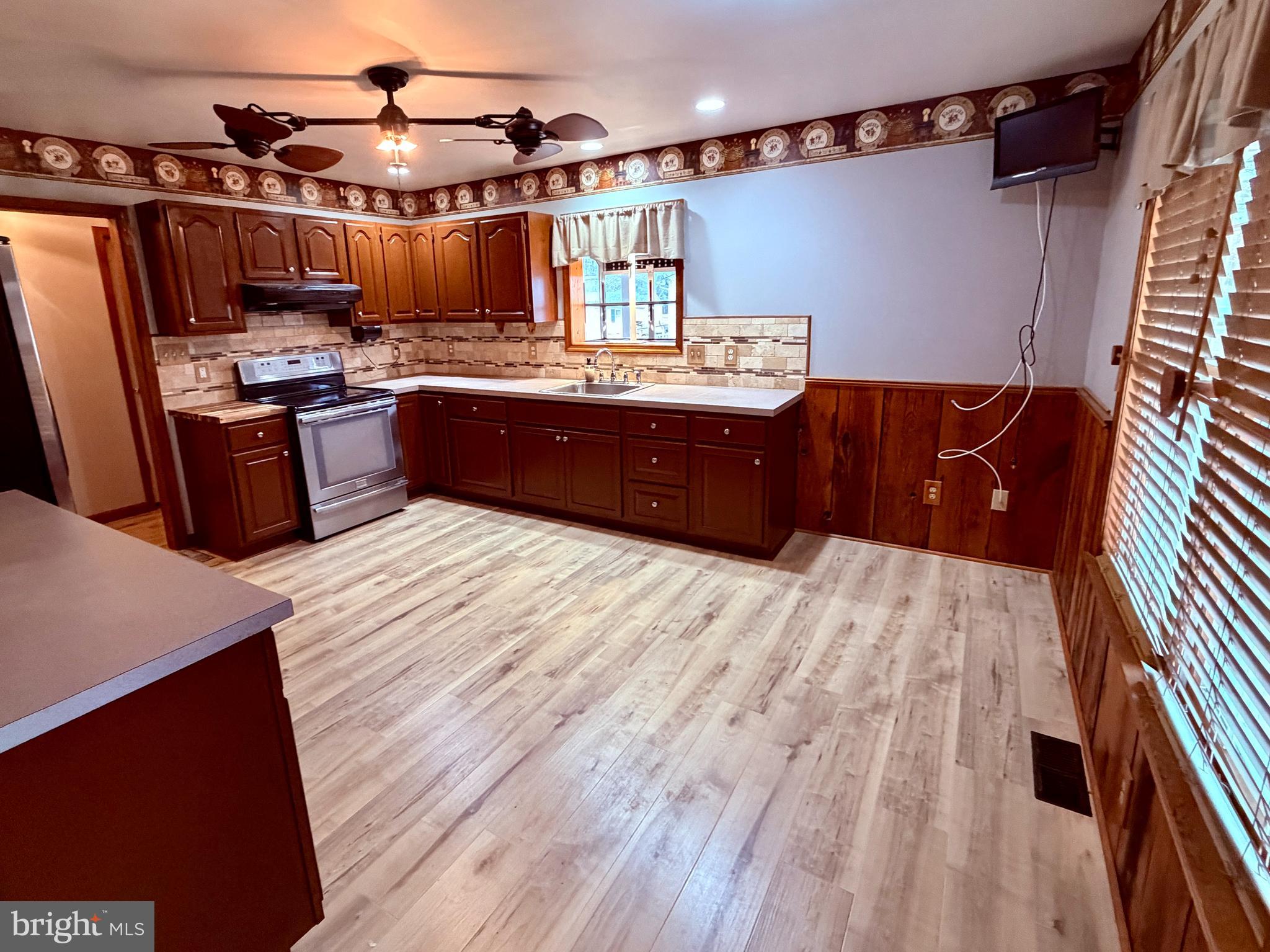 26553 Broadkill Road Milton, DE 19968 - Photo 15 of 33