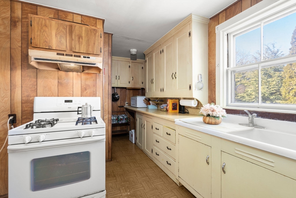 7 High Street Natick, MA 01760 - Photo 10 of 25