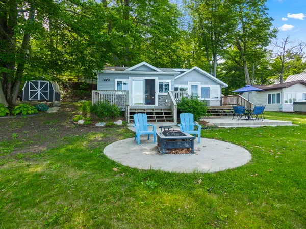 $360,000 | 19116 Kenny Drive, Big Rapids, MI 49307