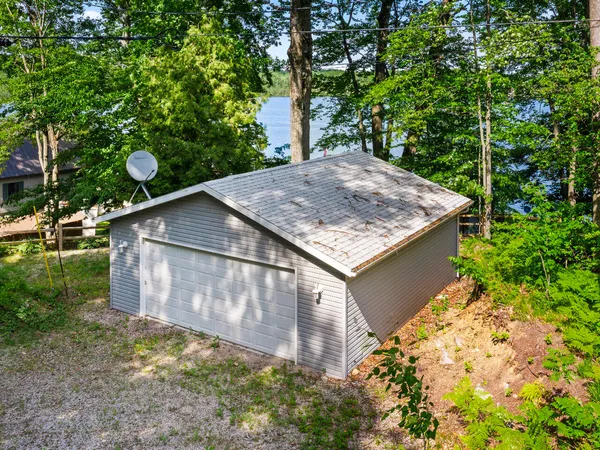 $360,000 | 19116 Kenny Drive, Big Rapids, MI 49307