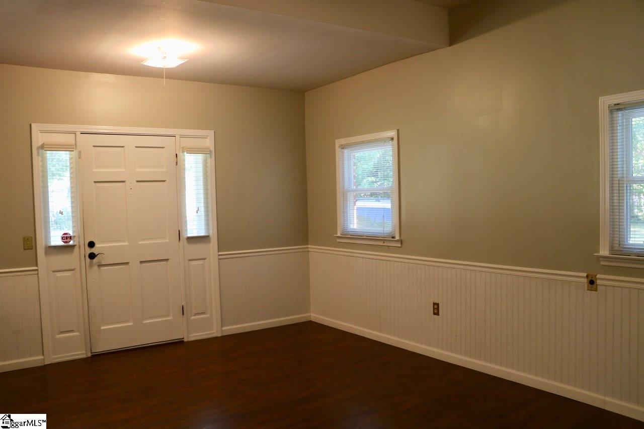 105 Donnan Road Taylors, SC 29687 - Photo 18 of 36 Gallery Image 18