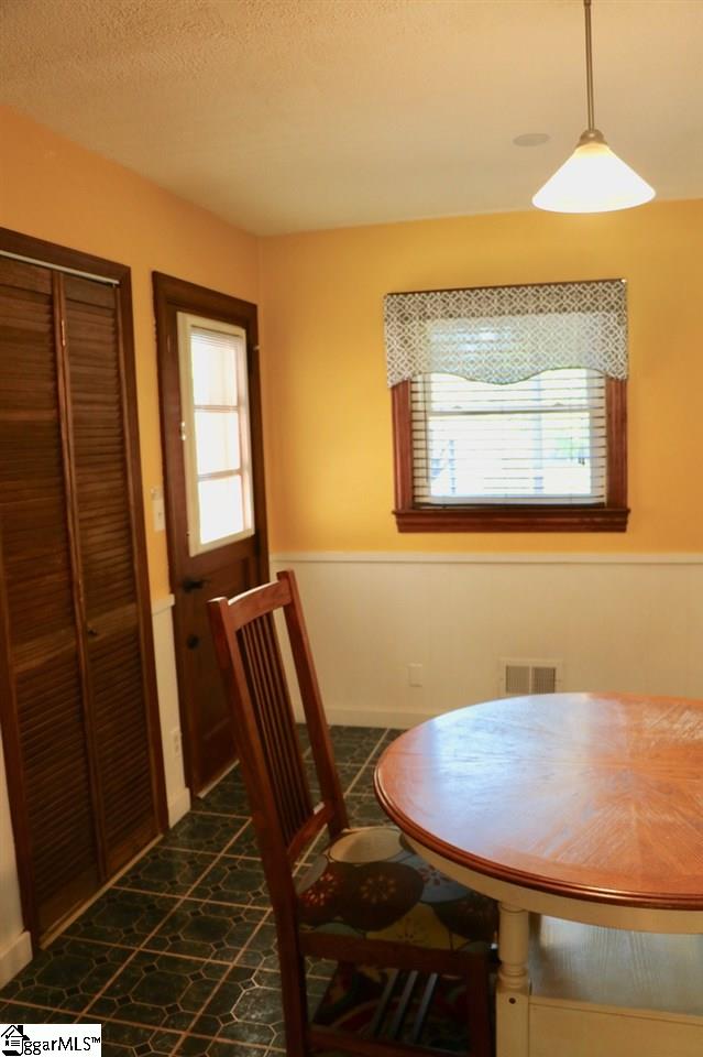 105 Donnan Road Taylors, SC 29687 - Photo 27 of 36 Gallery Image 27