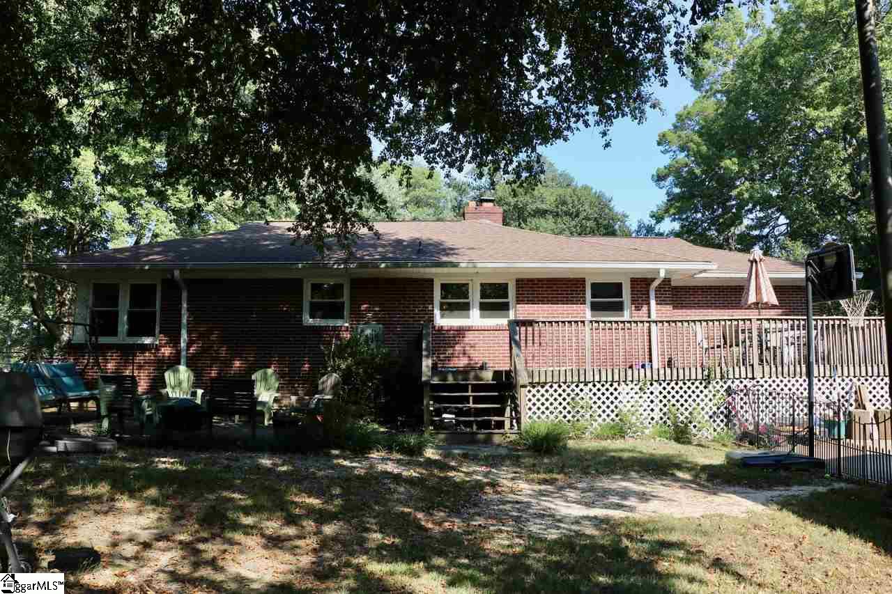 105 Donnan Road Taylors, SC 29687 - Photo 10 of 36 Gallery Image 10