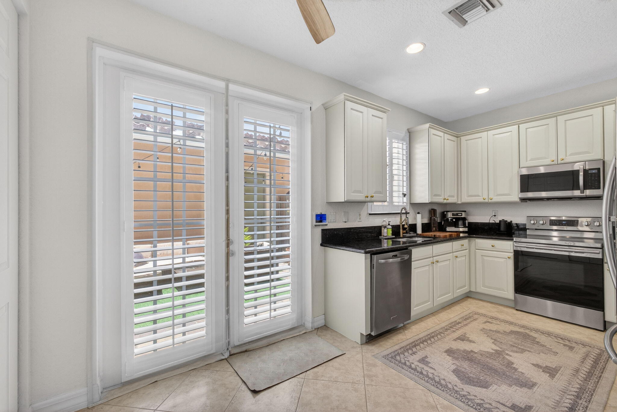 132 Midleton Way Jupiter, FL 33458 - Photo 20 of 64 22-web-or-mls-5D1A7746