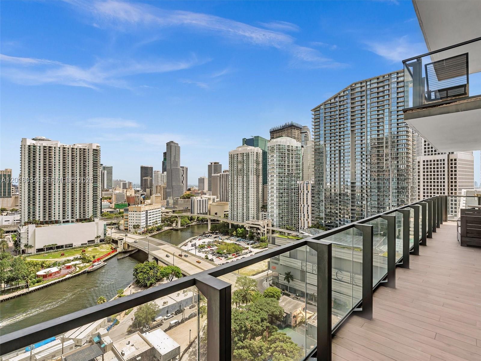 88 Southwest 7th Street, Unit 2011 Miami, FL 33130 - Photo 28 of 55 a view of balcony with furniture