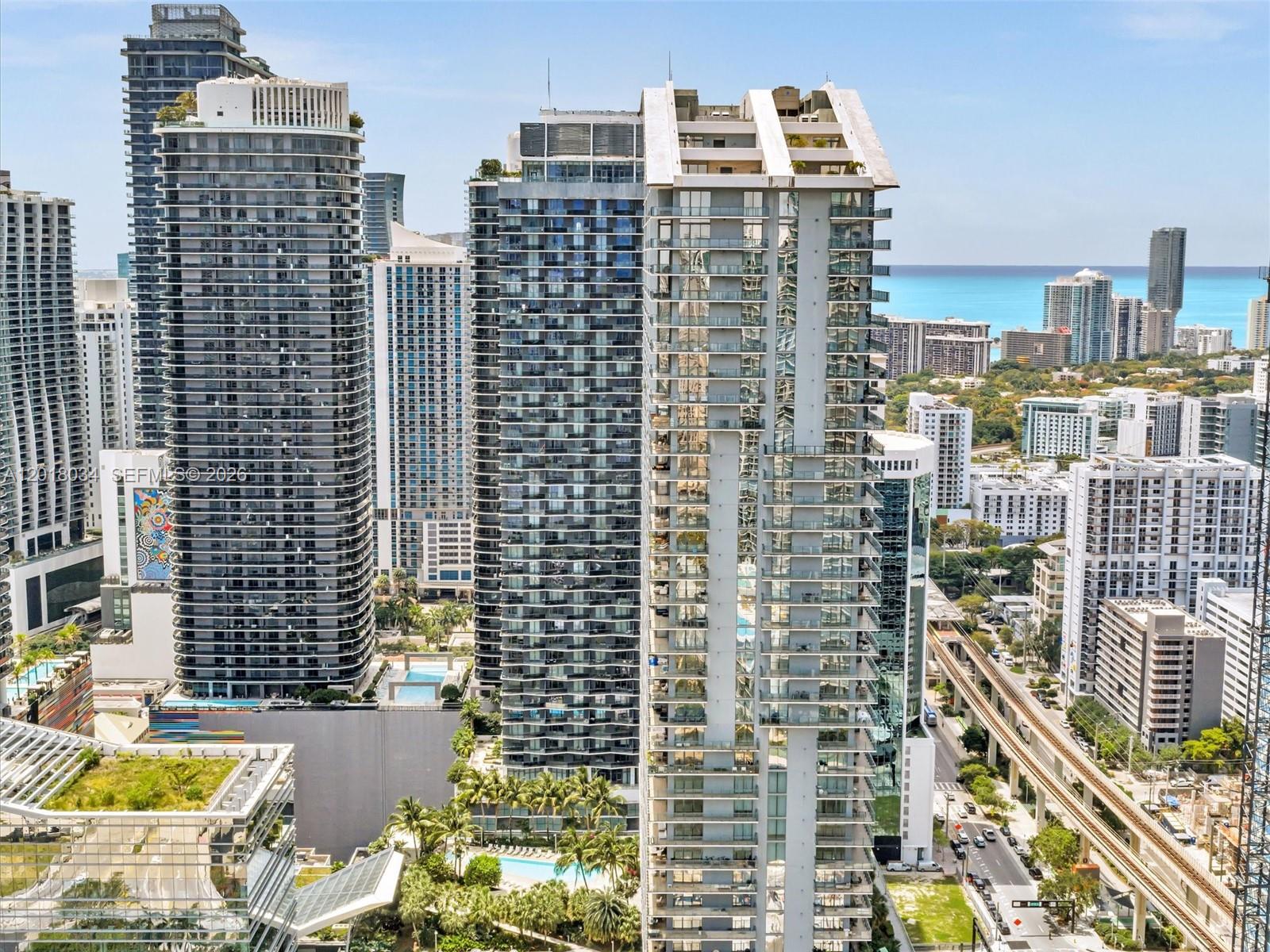 88 Southwest 7th Street, Unit 2011 Miami, FL 33130 - Photo 51 of 55