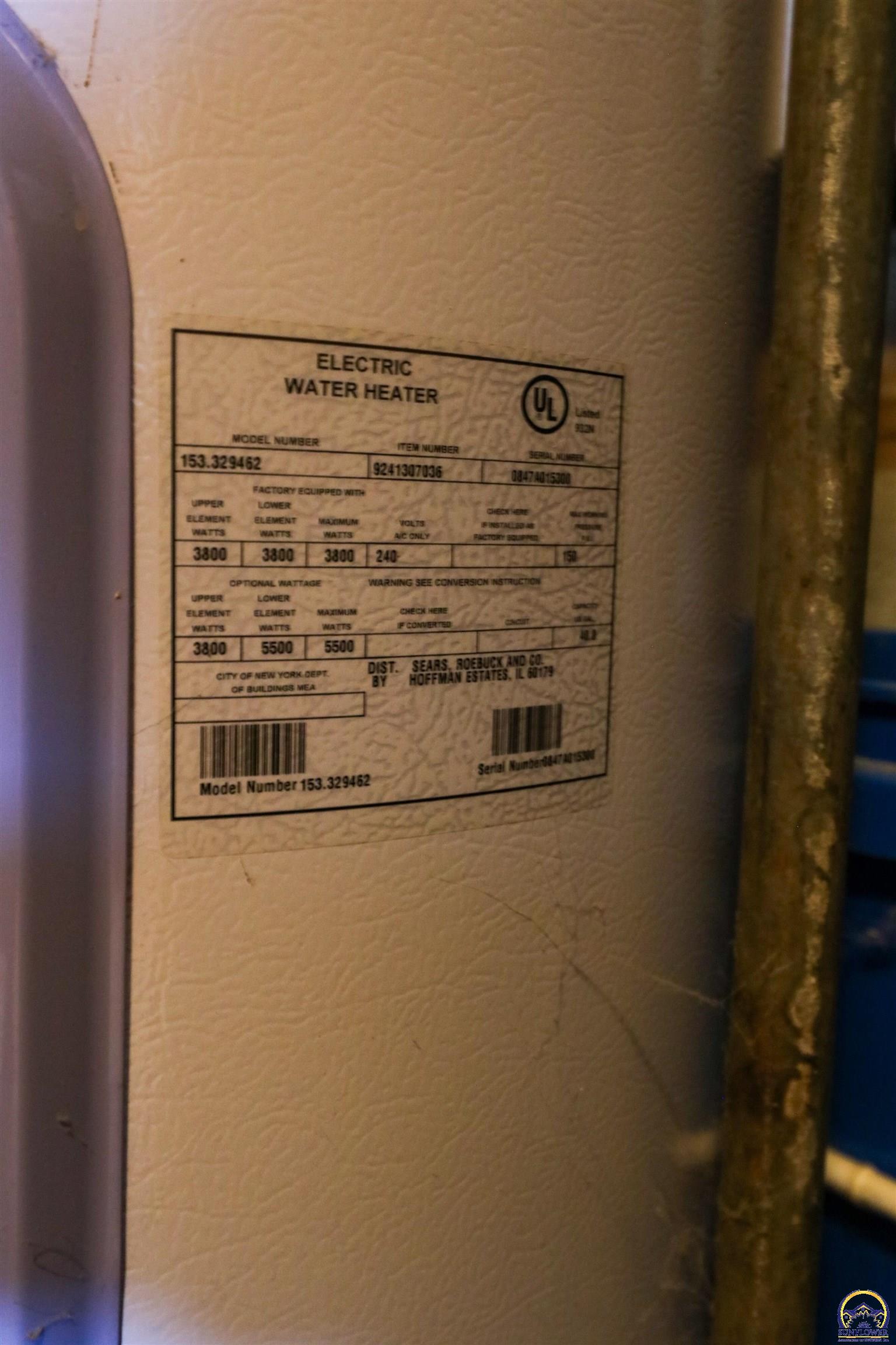 475 Aa 80 Road Fall River, KS 67047 - Photo 55 of 65 Electric Hot Water Heater