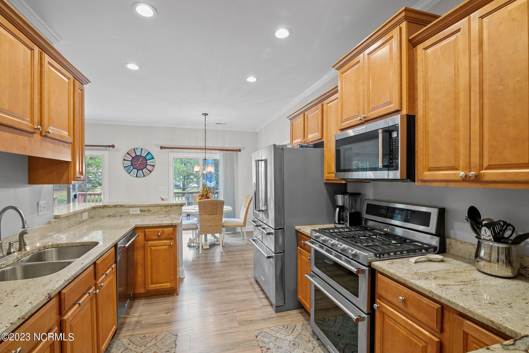 403 Pirates Road New Bern, NC 28562 - Photo 8 of 43 17-web-or-mls-2I3A0021
