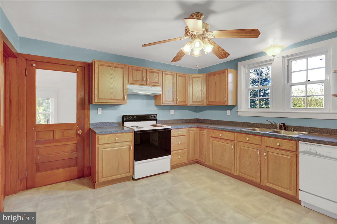 5500 Spring Road Shermans Dale, PA 17090 - Photo 2 of 17 Gallery Image 2