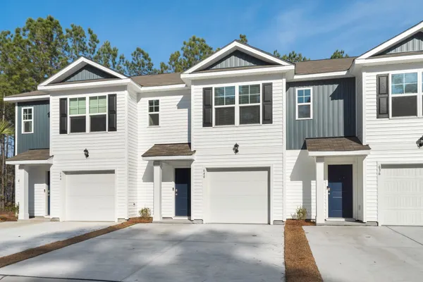 $1,800 | 640 Golden Resin Road, Conway, SC 29526
