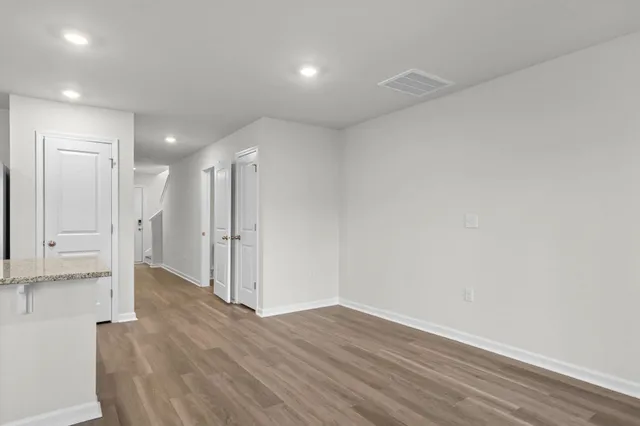 $2,000 | 640 Golden Resin Road, Conway, SC 29526