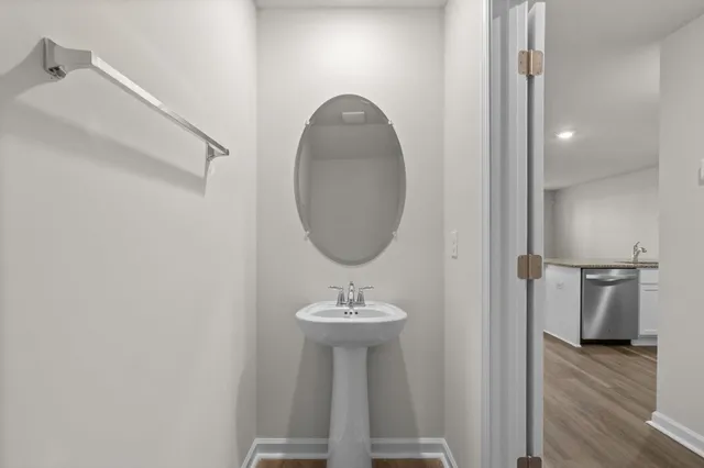 $2,000 | 640 Golden Resin Road, Conway, SC 29526