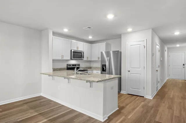 $2,000 | 640 Golden Resin Road, Conway, SC 29526