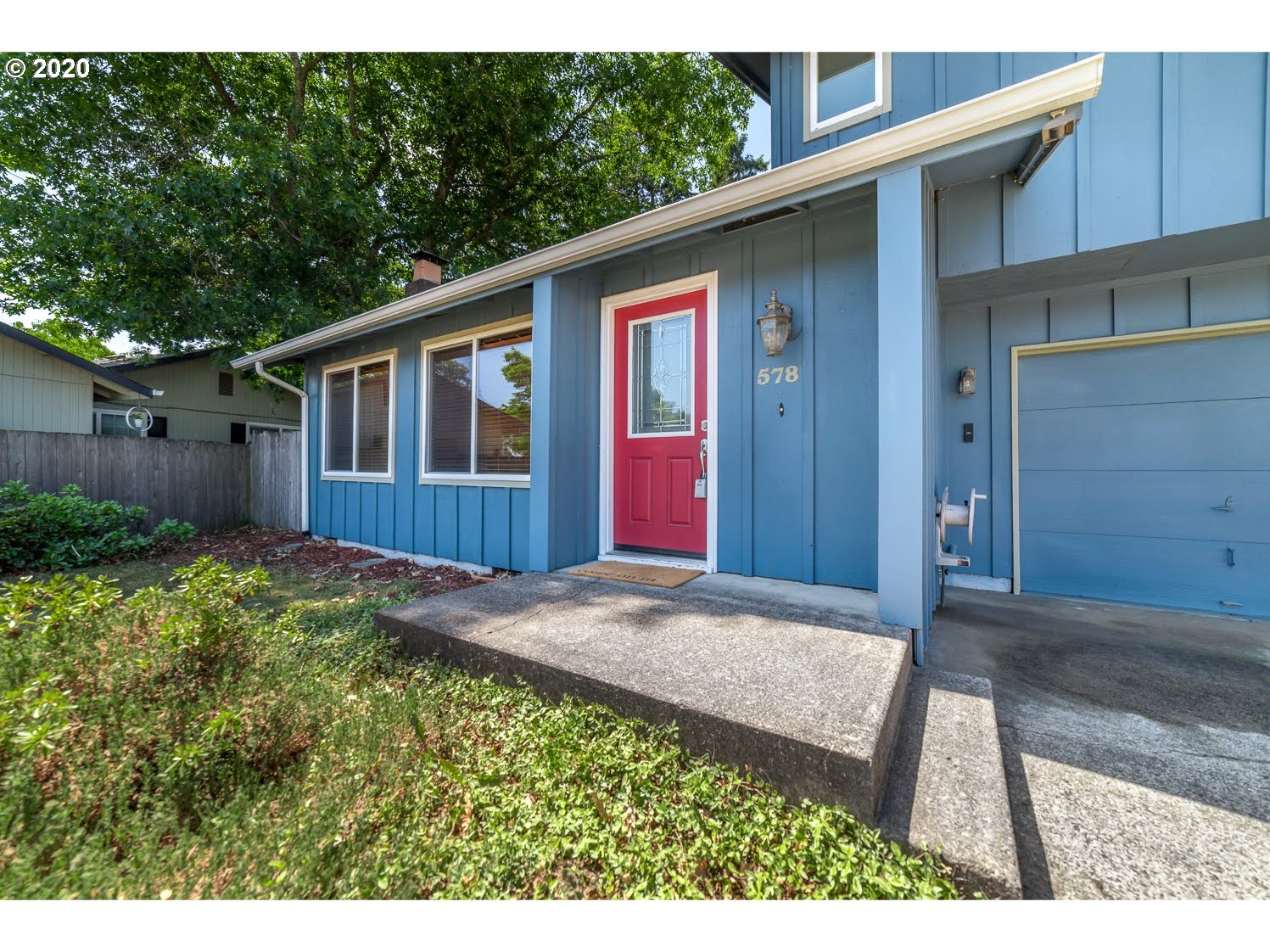 578 Panda Loop Eugene, OR 97401 - Photo 4 of 32 Gallery Image 4