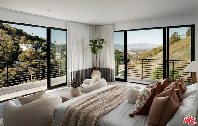 $4,799,000 | 3820 Knobhill Drive, Sherman Oaks, CA 91423