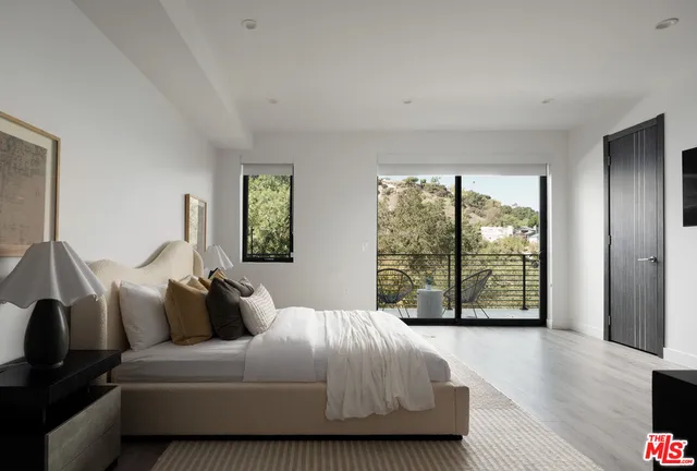 $4,799,000 | 3820 Knobhill Drive, Sherman Oaks, CA 91423