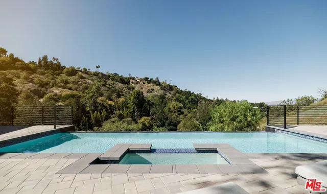 $4,799,000 | 3820 Knobhill Drive, Sherman Oaks, CA 91423