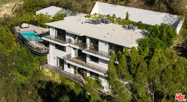 $4,799,000 | 3820 Knobhill Drive, Sherman Oaks, CA 91423