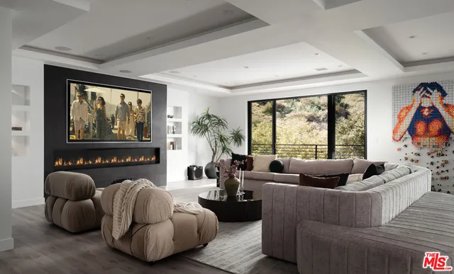 $4,799,000 | 3820 Knobhill Drive, Sherman Oaks, CA 91423