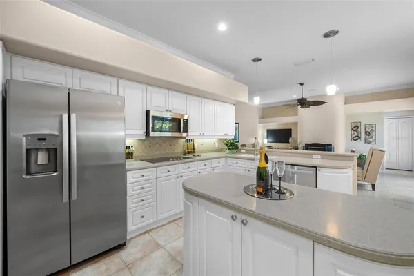 $4,500 | 8809 Havenridge Drive, Sarasota, FL 34238