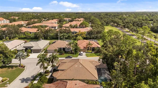 $4,900 | 8809 Havenridge Drive, Sarasota, FL 34238