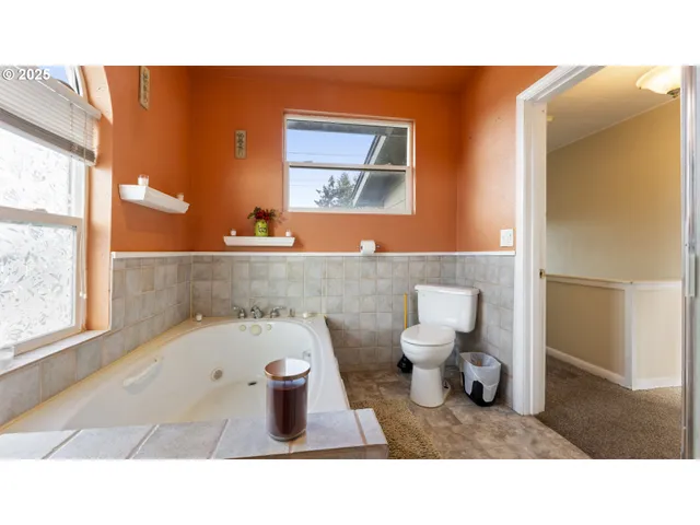 $329,999 | 63776 Flanagan Road, Coos Bay, OR 97420