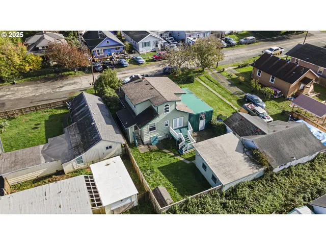 $329,999 | 63776 Flanagan Road, Coos Bay, OR 97420