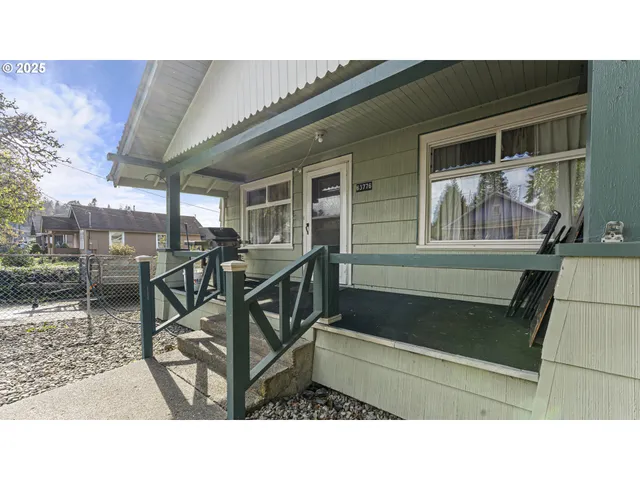 $329,999 | 63776 Flanagan Road, Coos Bay, OR 97420