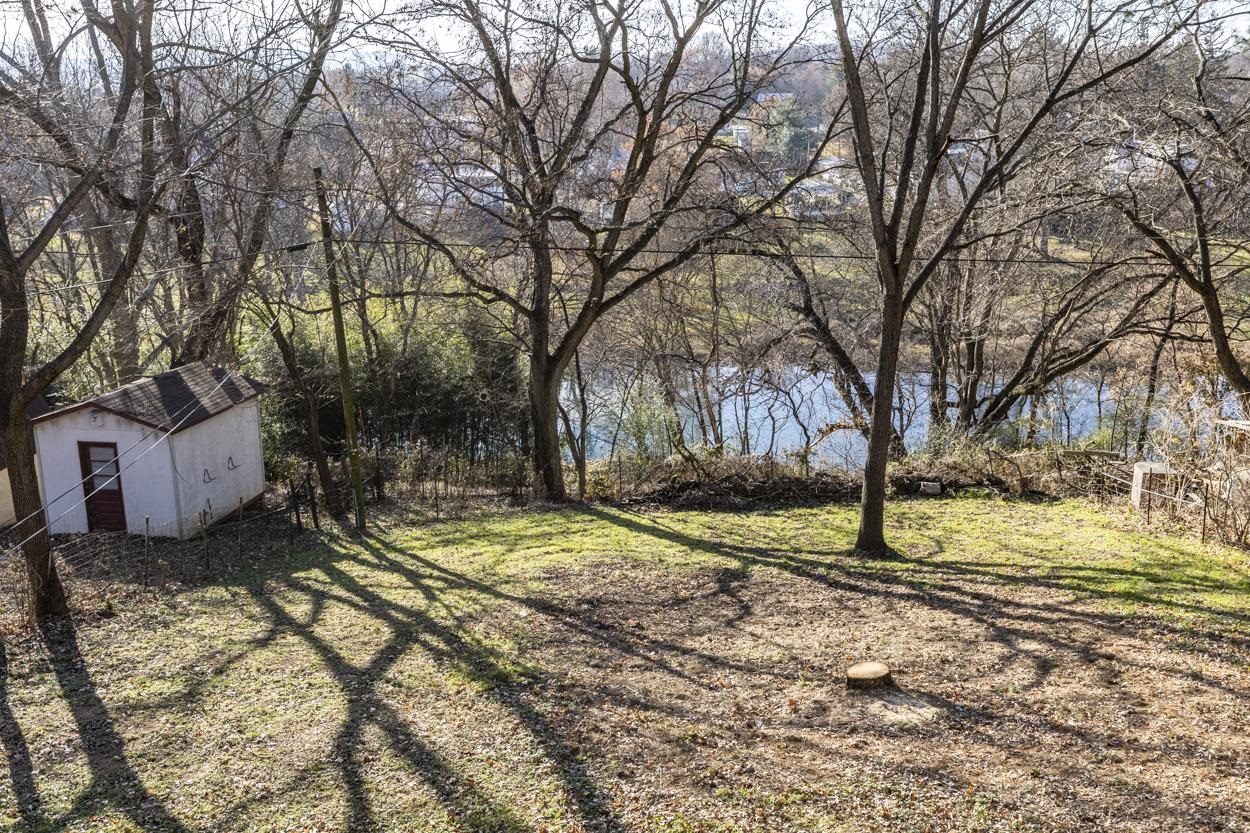 176 West Riverside Drive Timberville, VA 22853 - Photo 16 of 32 Gallery Image 16