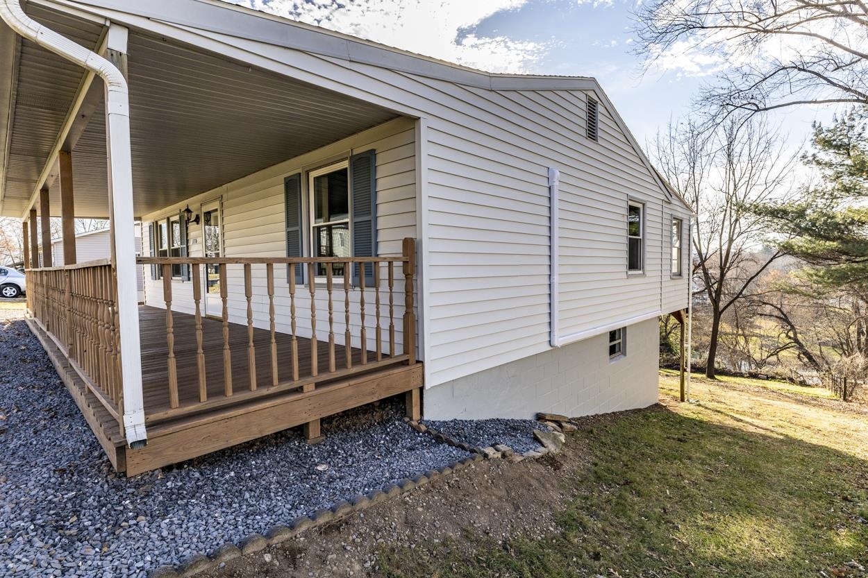 176 West Riverside Drive Timberville, VA 22853 - Photo 28 of 32 Gallery Image 28